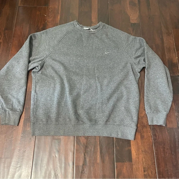 Vintage Nike Crewneck Sweatshirt XL Swoosh Logo Gray Y2K 2000s Silver Tag VTG - Picture 1 of 6